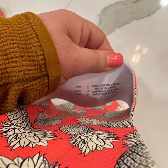 Slippers - Picture 6 of 6